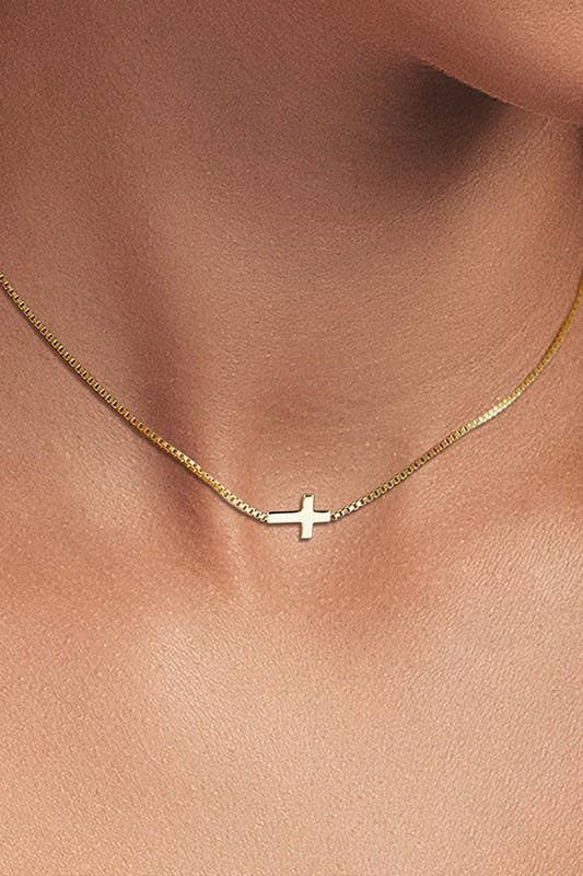 JOSSLYN by wall to wall - 18K STAINLESS STEEL TARNISH FREE CROSS NECKLACE | 40NK9420