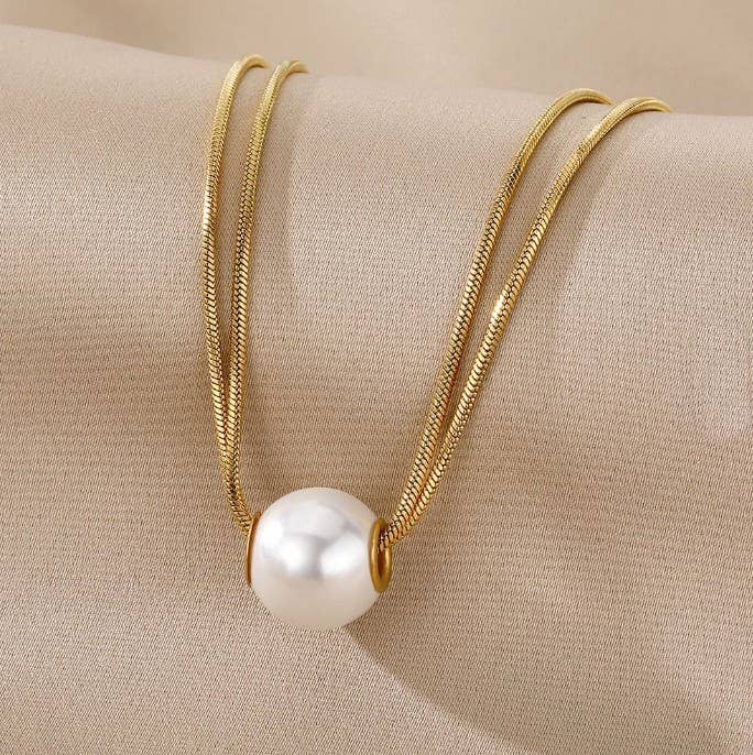 JOSSLYN by wall to wall - STAINLESS STEEL NON-TARNISH PEARL NECKLACE | 40NK9689