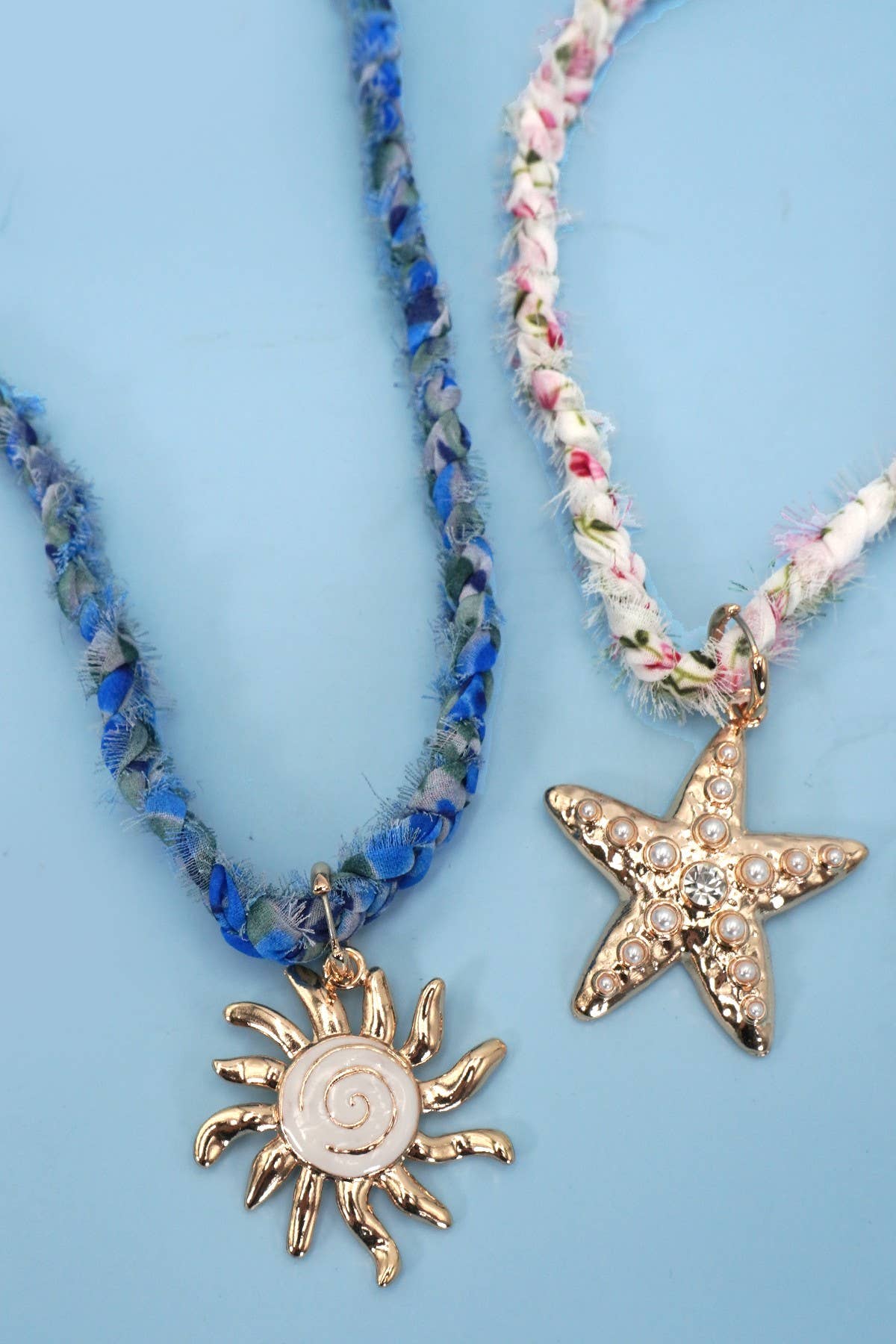 JOSSLYN by wall to wall - SCARF NECKLACE-INTERCHANGEABLE STARFISH SUN CHARM | 80N92337