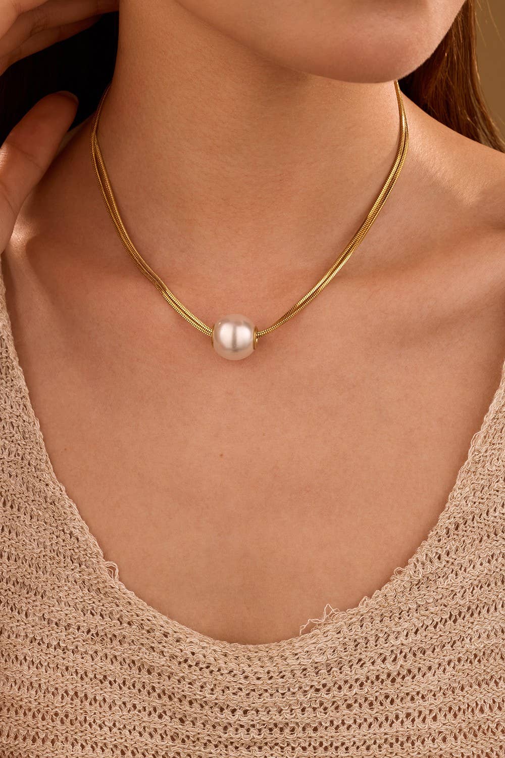 JOSSLYN by wall to wall - STAINLESS STEEL NON-TARNISH PEARL NECKLACE | 40NK9689